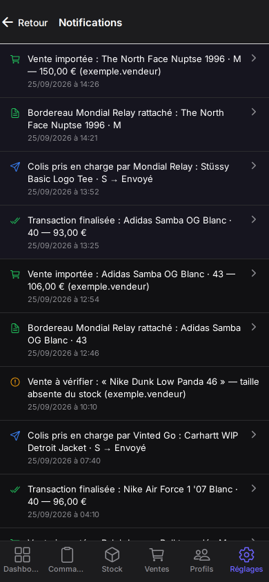 Notifications Vestock après l'import automatique : vente importée, bordereau rattaché, colis envoyé, transaction finalisée.